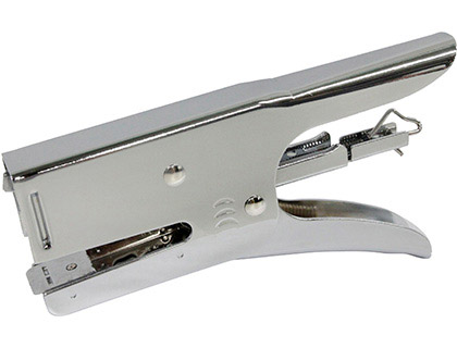 AGRAFADOR Q-CONNECT ALICATE 24/6 CAP 40FLH * 52314