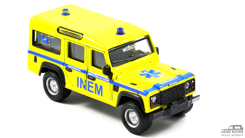 BURAGO LAND ROVER DEFENDER 110 INEM 1:50 – 32003EM